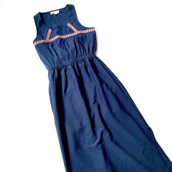 OLIVE &‎ OAK Maxi Dress Size XS Embroiedered Navy Sleeveless Slits - Picture 2 of 8